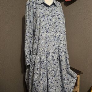 Tuckernuck Blue and White Floral Long-Sleeve Tiered Dress